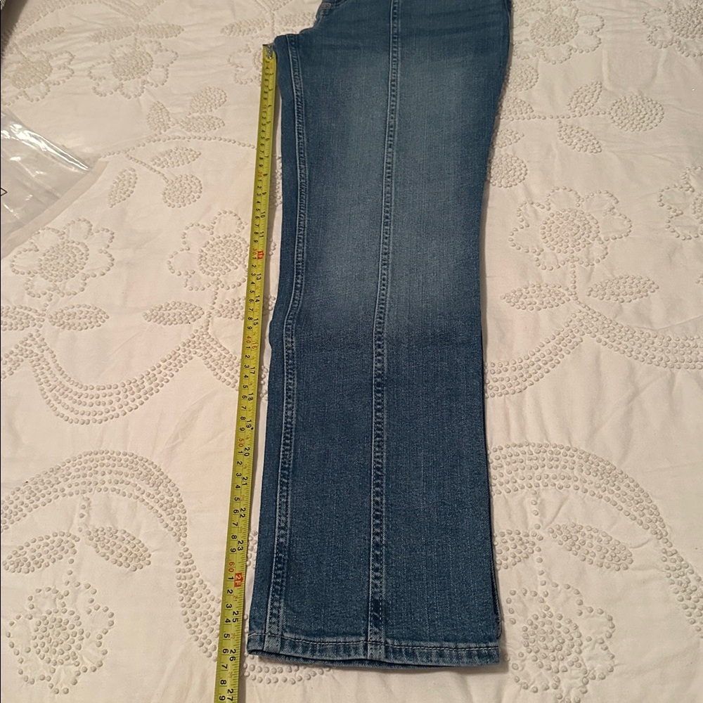 Abercrombie Kids Light Blue Denim Jeans - Picture 5 of 8
